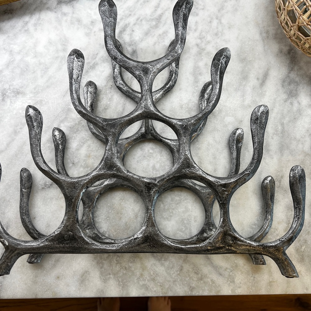 Metal Wine Rack - Picture 2 of 5